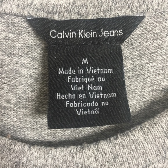 Calvin Klein Sweater ‼️final markdown‼️ - Picture 4 of 6